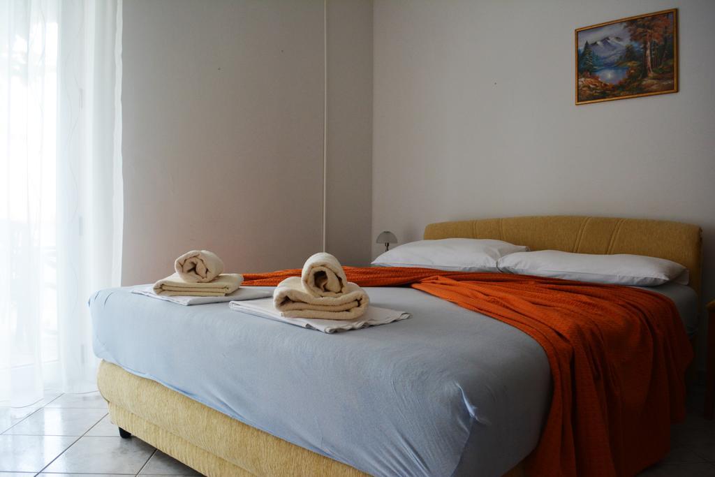 Suz-Ana Apartment Трогир Екстериор снимка
