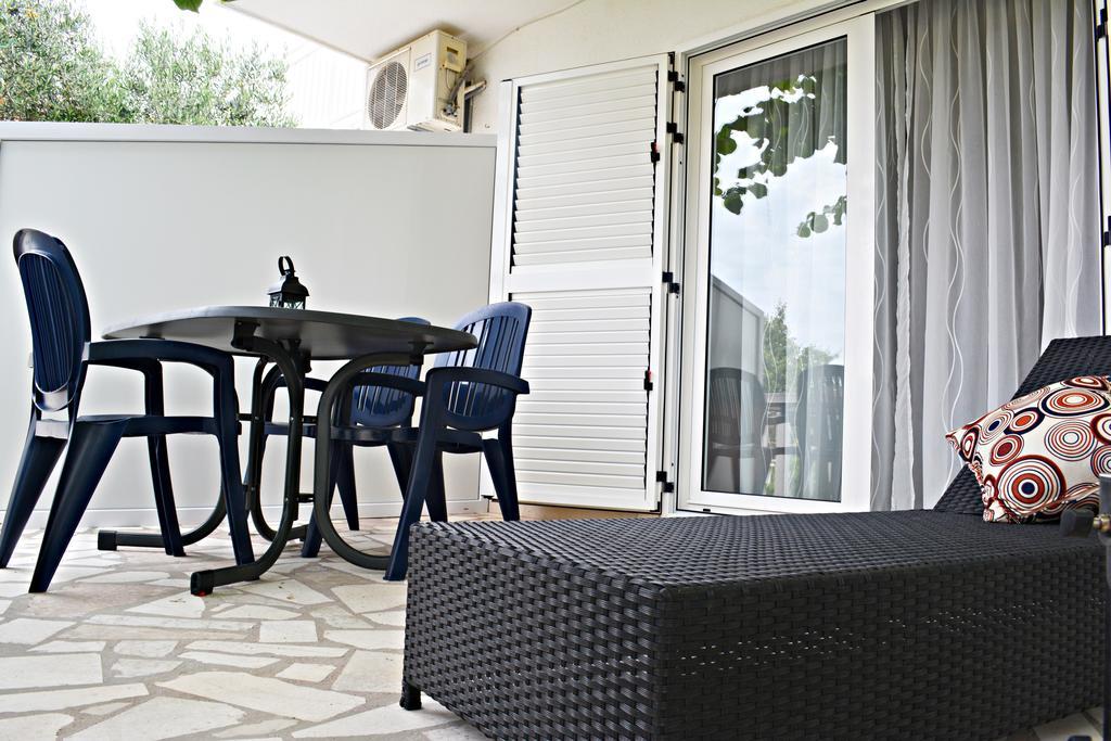 Suz-Ana Apartment Трогир Екстериор снимка