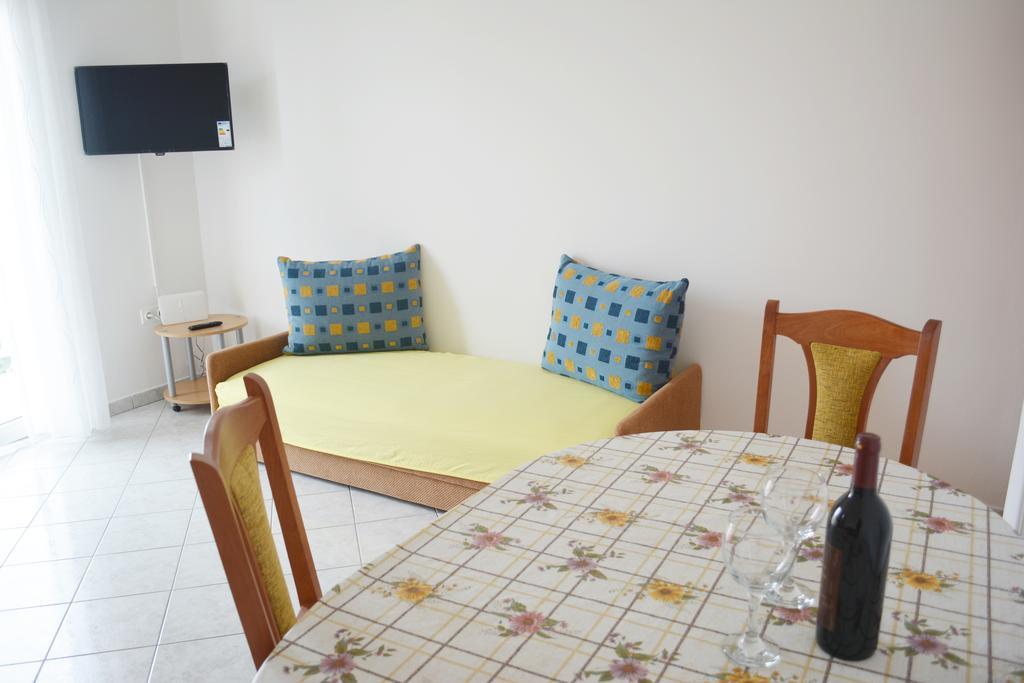 Suz-Ana Apartment Трогир Екстериор снимка